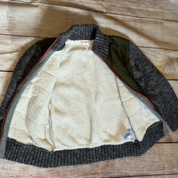 Zip front sweater - Picture 4 of 4